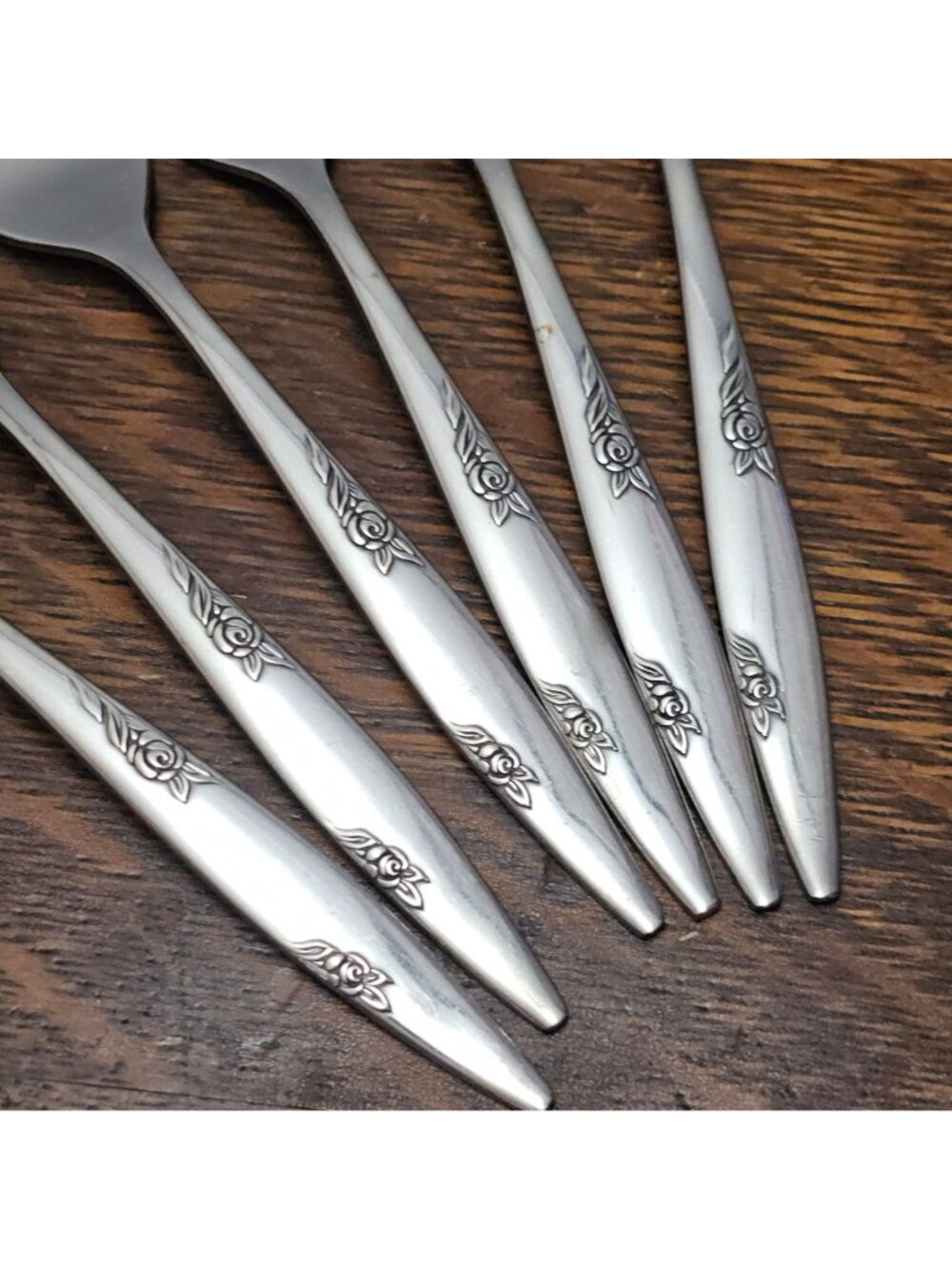 6 Oneida Rose Duet Salad Forks 6" stainless flatware USA vintage decorative - Picture 3 of 7